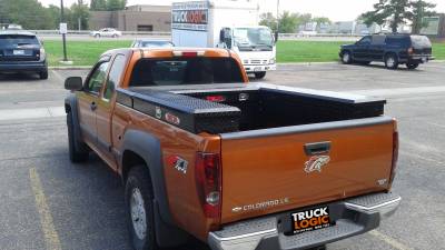 Two Delta inner-side boxes and a crossover box in a Chevy Colorado