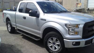 Raptor Series running boards on a Ford F150