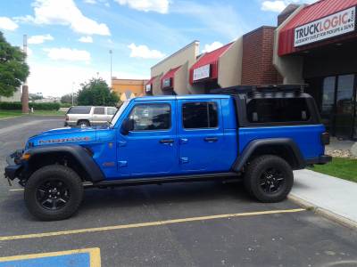 An RSi SmartCap on a Jeep Gladiator